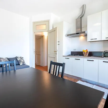 Peaceful Apartment! X4 Near Parma Apartman